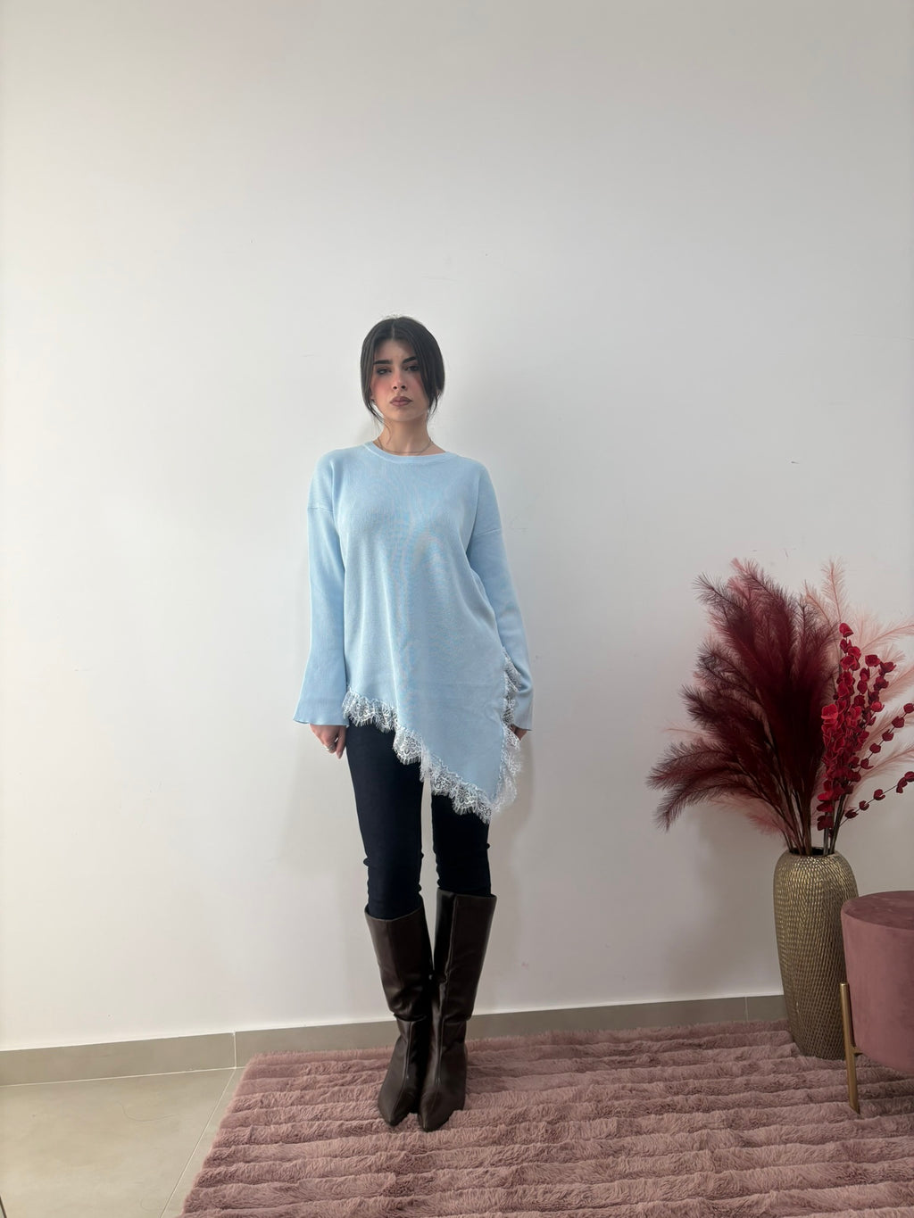 MAGLIA IN FILO CON  PIZZO  – PETALI DI PIZZO