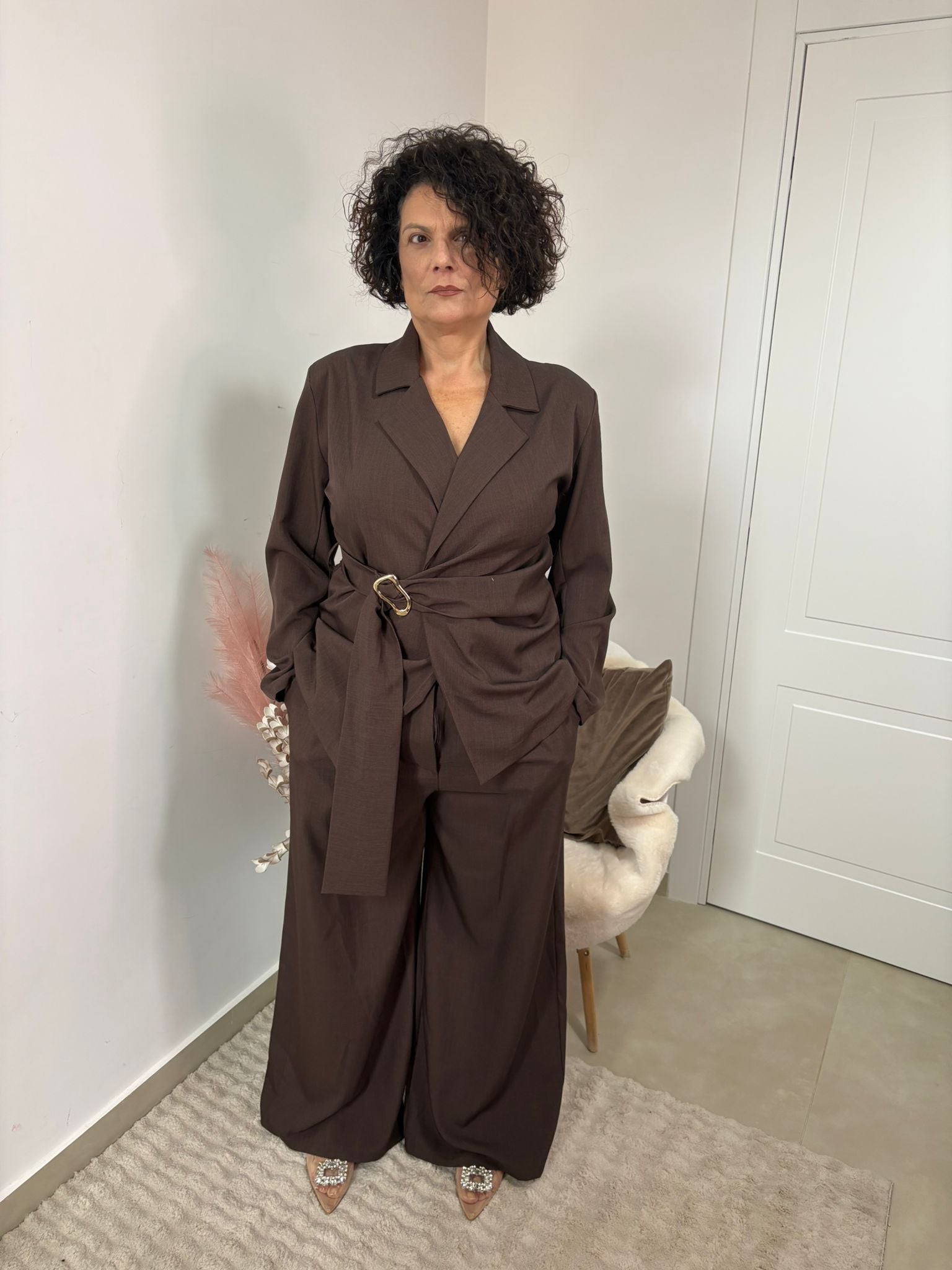 TAILLEUR CURVY - " MOCHA"